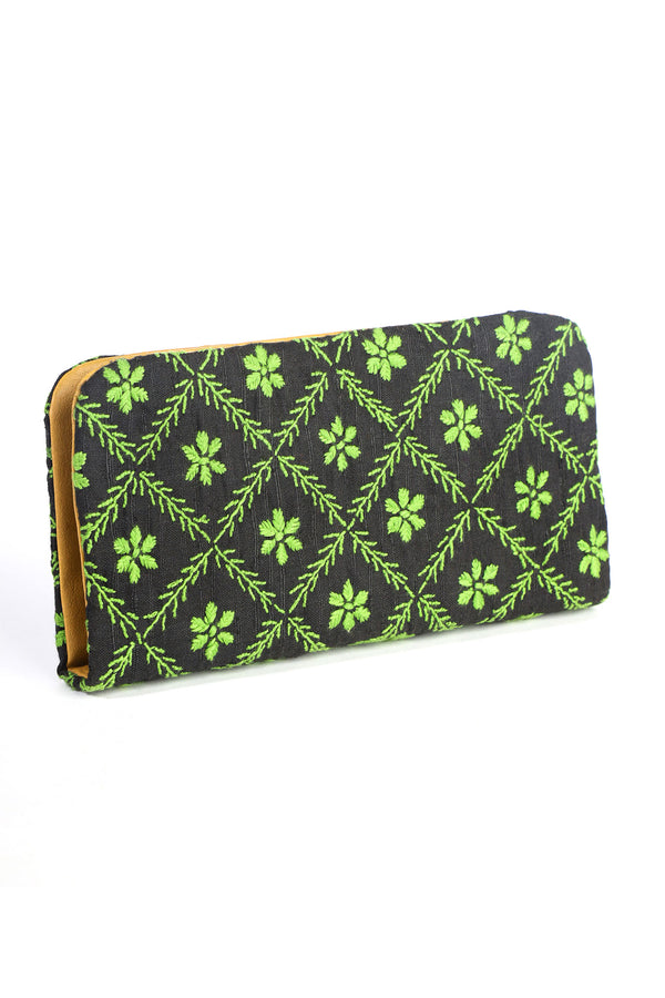 BLACK AND GREEN CHIKANKARI ZIPPED CLUTCH