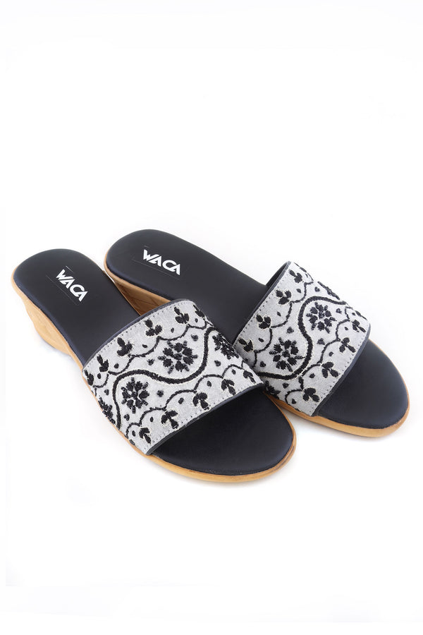GRAY AND BLACK CHIKANKARI HEELS
