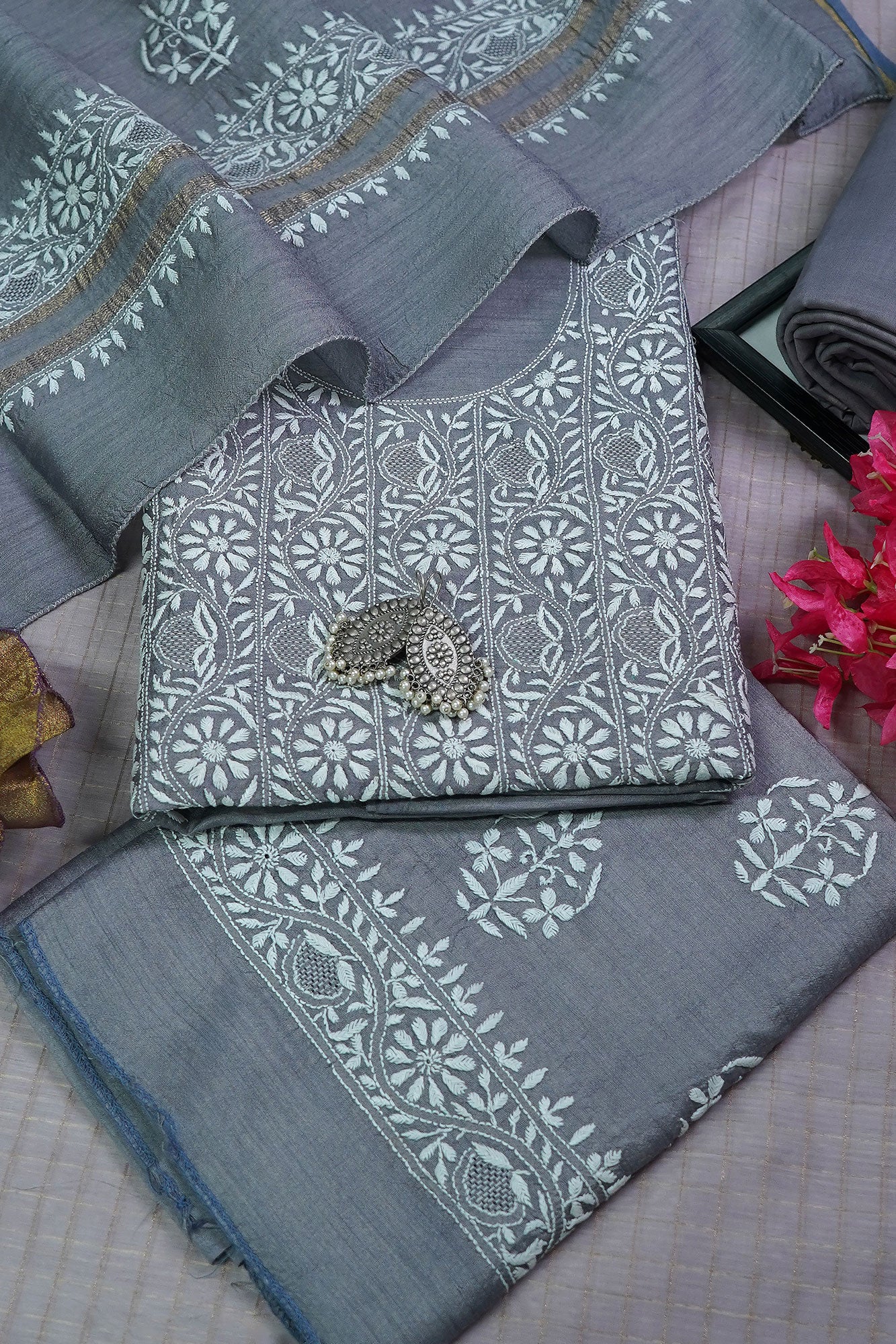 Chaandani Saaz