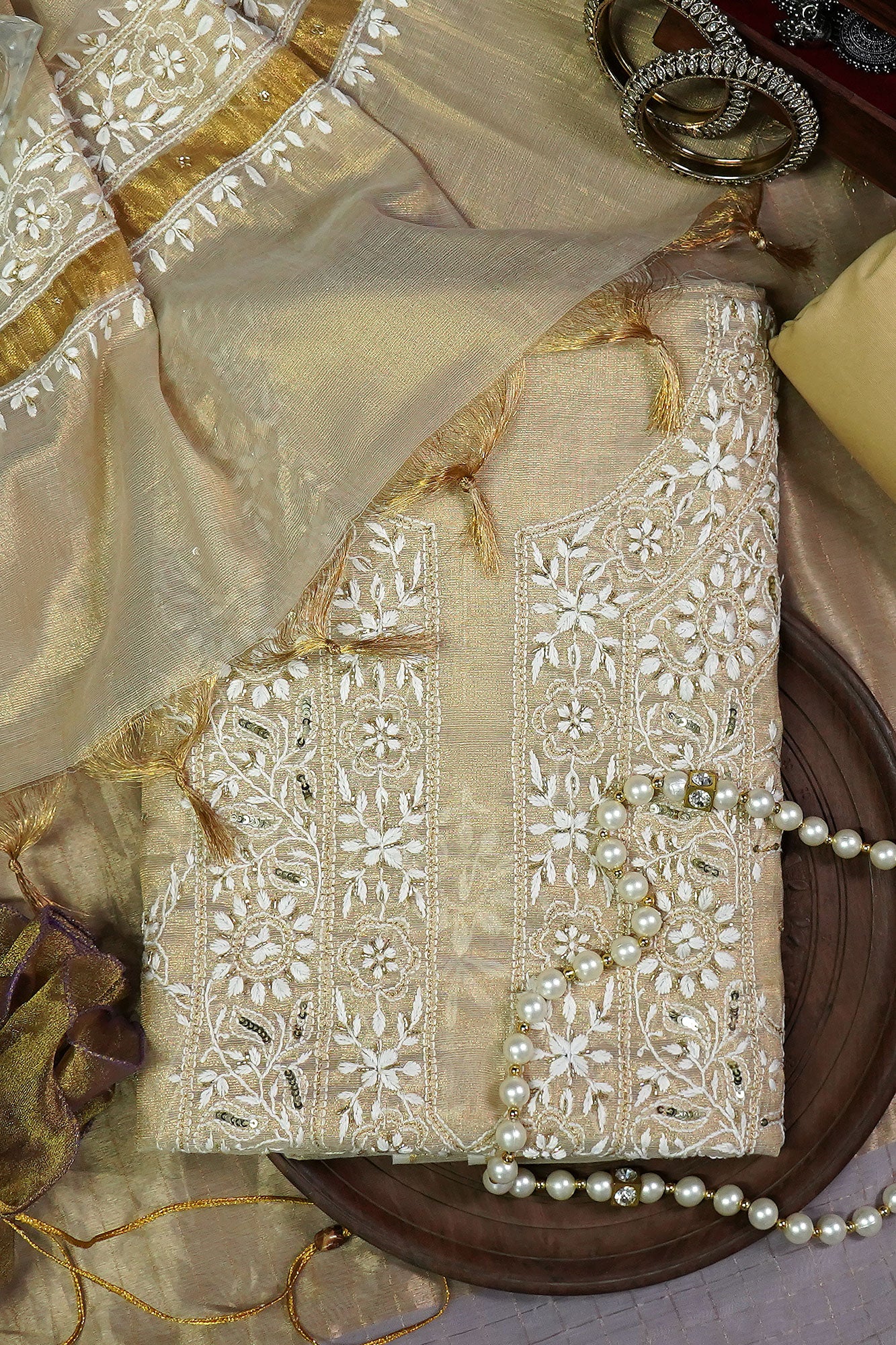 Noor-e-zar